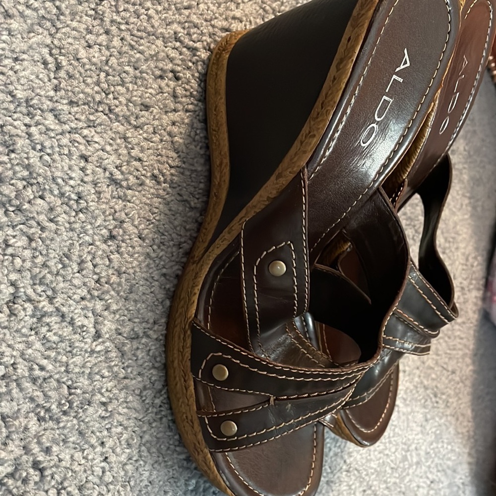 Women’s dark brown wedge Aldo brand size 9. Worn a few times. - Picture 3 of 8